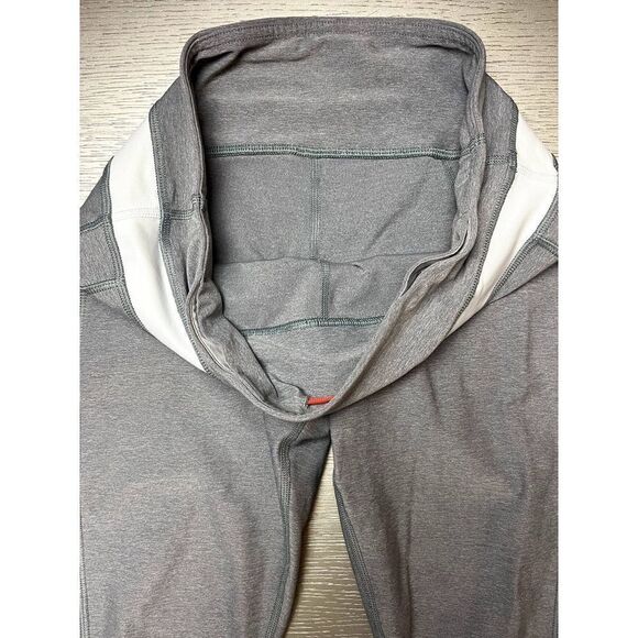 Lululemon Fast Free Reflective High-Rise Tight Size 6 Yoga Women's Activewear - Picture 3 of 6